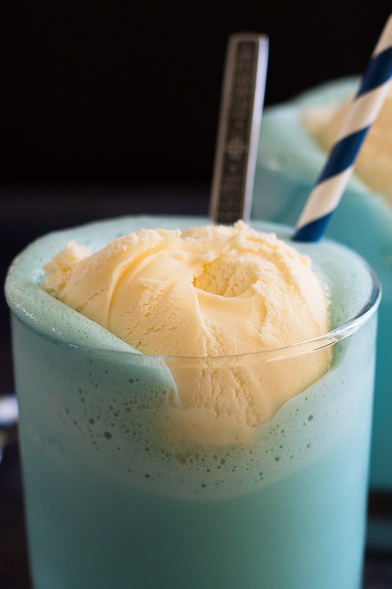 Easy Frosty Bantha Milk Recipe for Star Wars Parties